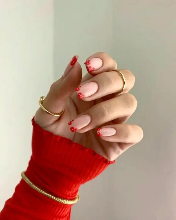 Romantic pink gradient nails for Valentine's Day