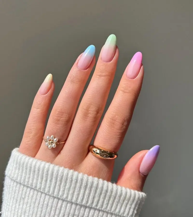 Chunky Glitter Accents on Pastels